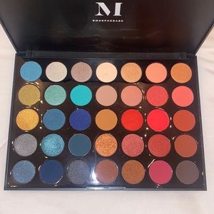 makeup palette